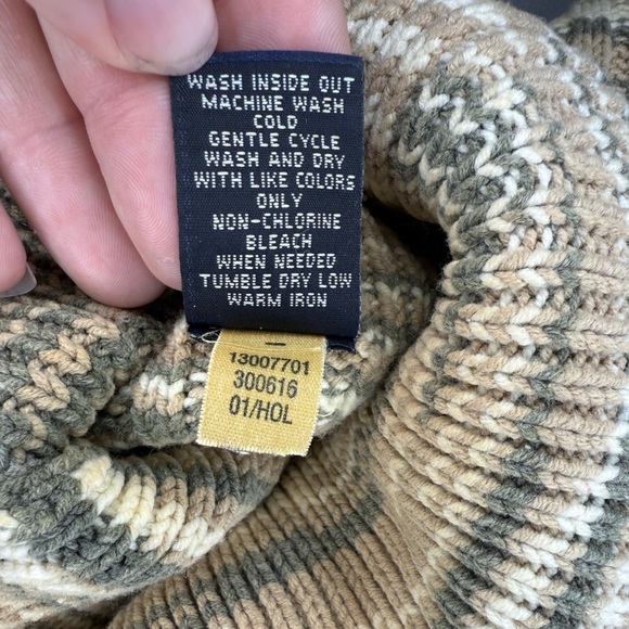 Vintage Y2K GAP Turtleneck Sweater | Size Small - Picture 7 of 7